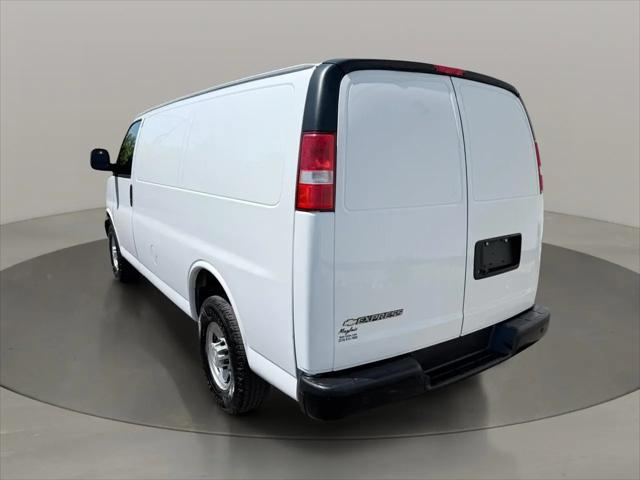 2021 Chevrolet Express Cargo Van RWD 2500 Regular Wheelbase WT