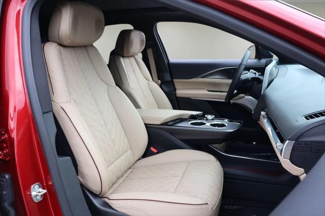 2024 Cadillac iQ Sport w/1SK