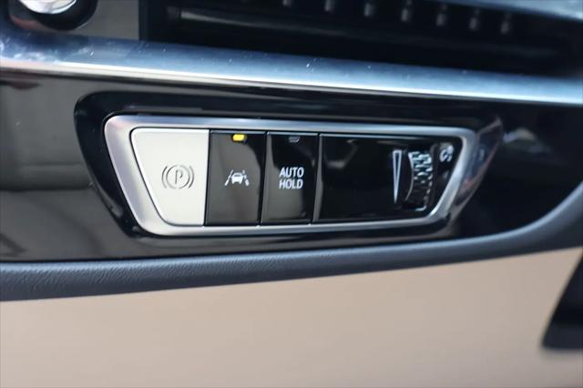 2024 Cadillac iQ Sport w/1SK
