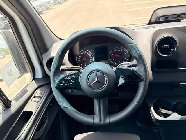 2025 Mercedes-Benz Sprinter 2500 Standard Roof 4-Cyl Diesel HO