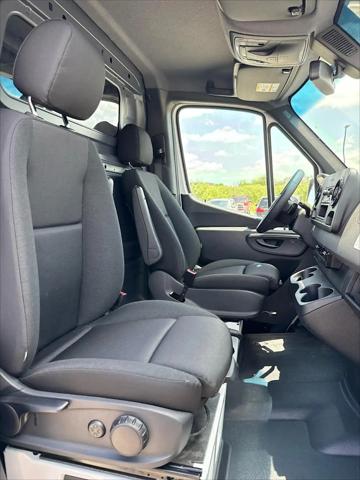 2025 Mercedes-Benz Sprinter 2500 Standard Roof 4-Cyl Diesel HO