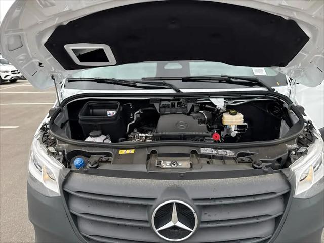 2025 Mercedes-Benz Sprinter 2500 Standard Roof 4-Cyl Diesel HO