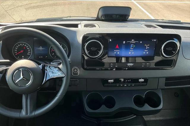 2025 Mercedes-Benz Sprinter 2500 High Roof 4-Cyl Diesel HO