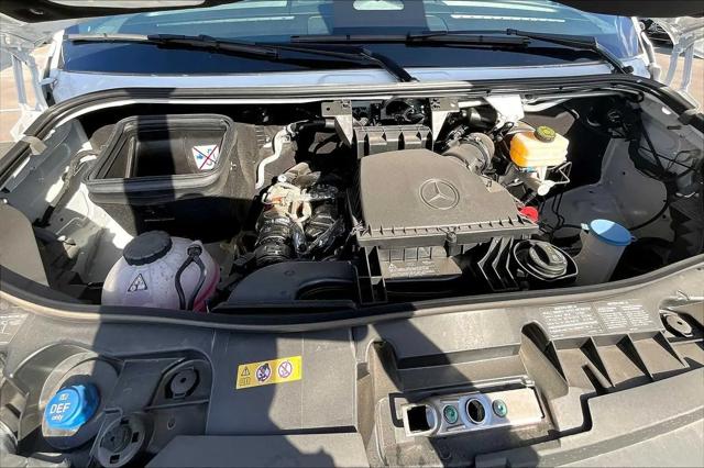 2025 Mercedes-Benz Sprinter 2500 High Roof 4-Cyl Diesel HO