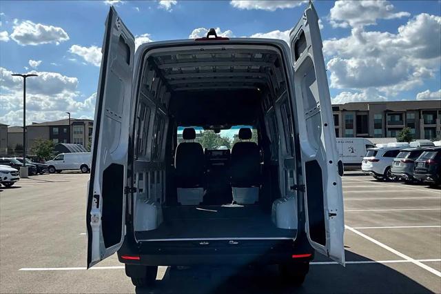 2025 Mercedes-Benz Sprinter 2500 Standard Roof 4-Cyl Diesel HO