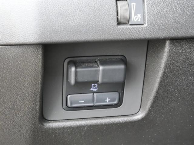2023 Chevrolet Colorado 4WD Crew Cab Short Box LT