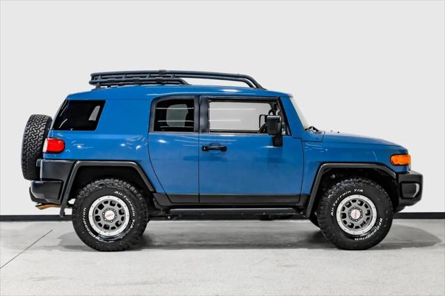 2014 Toyota FJ Cruiser Base