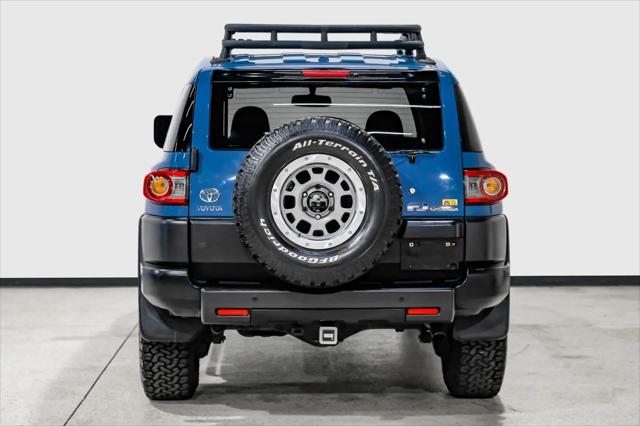 2014 Toyota FJ Cruiser Base