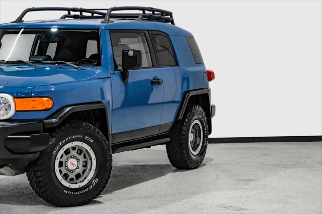 2014 Toyota FJ Cruiser Base
