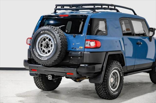 2014 Toyota FJ Cruiser Base