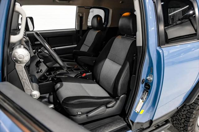2014 Toyota FJ Cruiser Base