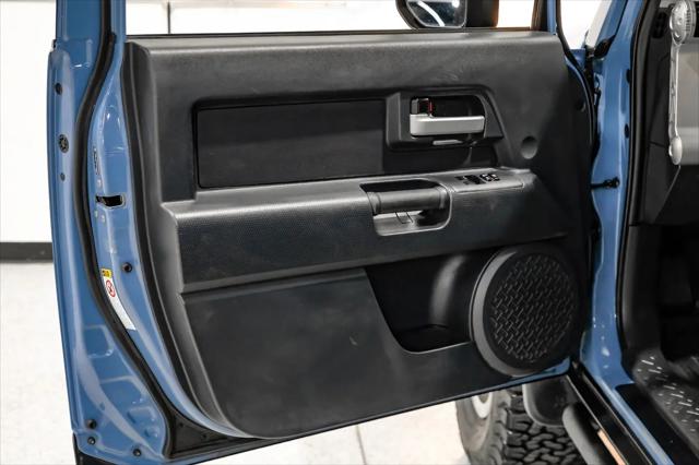 2014 Toyota FJ Cruiser Base