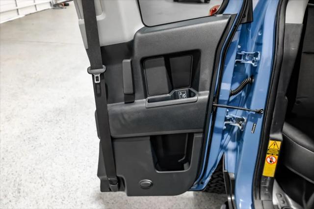 2014 Toyota FJ Cruiser Base