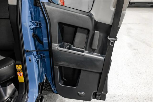 2014 Toyota FJ Cruiser Base