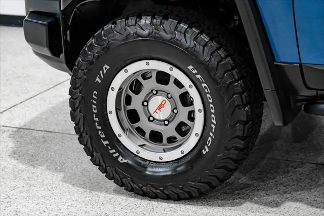 2014 Toyota FJ Cruiser Base