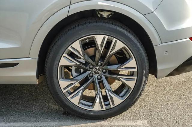 2026 Audi Q8 Premium Plus 55 TFSI quattro Tiptronic
