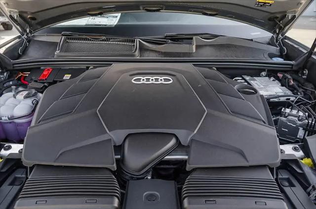 2026 Audi Q8 Premium Plus 55 TFSI quattro Tiptronic