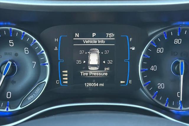 2017 Chrysler Pacifica Touring-L