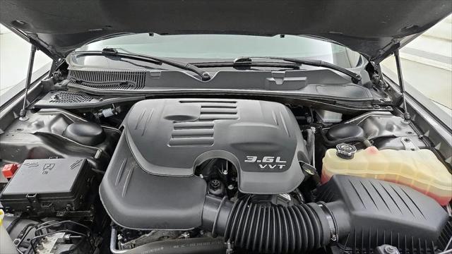 2021 Dodge Challenger SXT