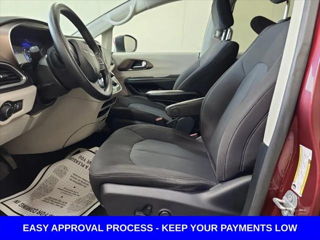 2020 Chrysler Voyager LX