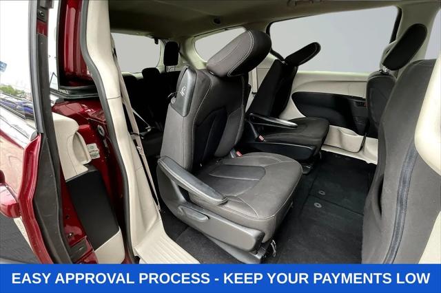 2020 Chrysler Voyager LX