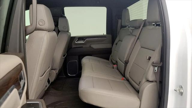 2025 GMC Sierra 2500HD 4WD Crew Cab Standard Bed SLT