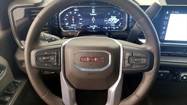 2025 GMC Sierra 2500HD 4WD Crew Cab Standard Bed SLT