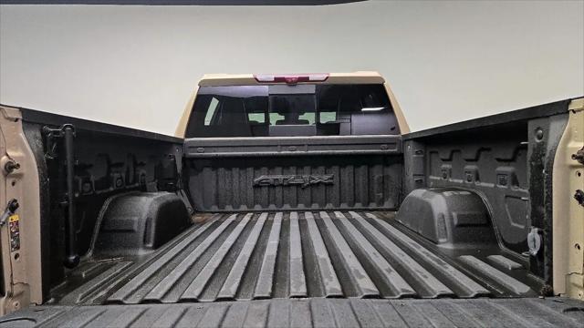 2023 GMC Sierra 1500 4WD Crew Cab Short Box AT4X