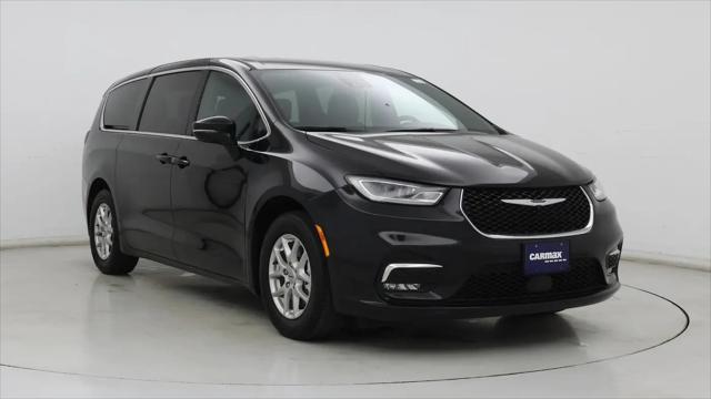 2025 Chrysler Pacifica Select for sale in Harrisonburg, VA