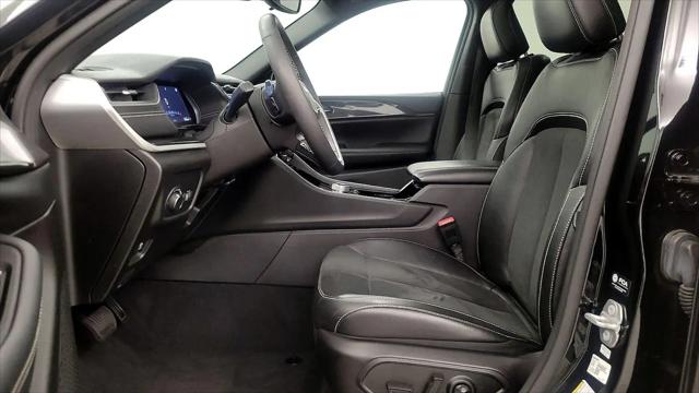 2023 Jeep Grand Cherokee Altitude 4x4