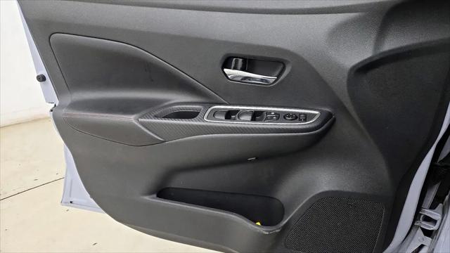 2024 Nissan Versa 1.6 SR