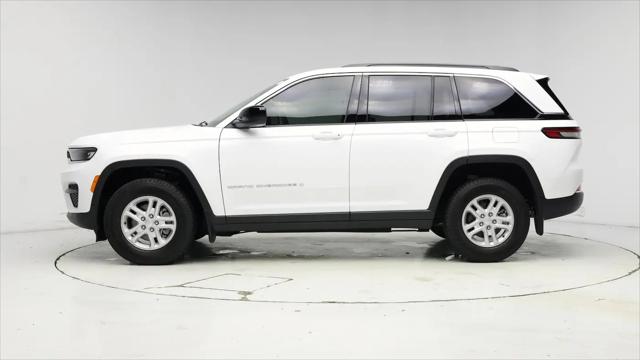 2025 Jeep Grand Cherokee Laredo 4x2