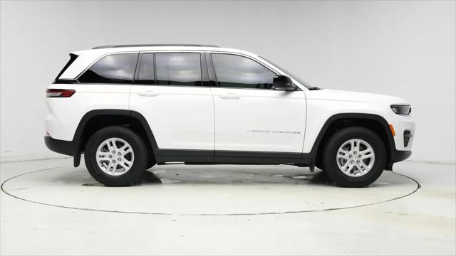2025 Jeep Grand Cherokee Laredo 4x2