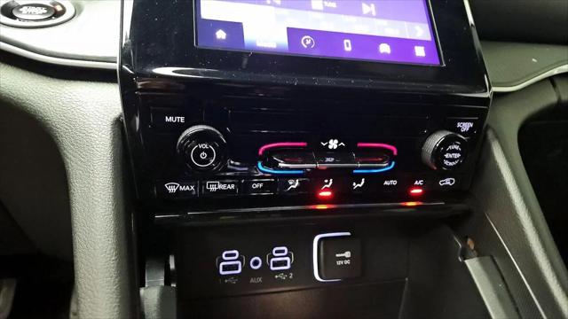 2025 Jeep Grand Cherokee Laredo 4x2