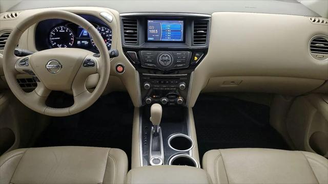 2014 Nissan Pathfinder SV