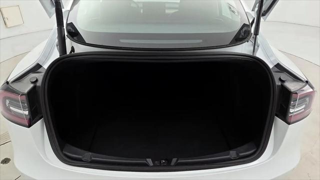 2022 Tesla Model 3 Long Range Dual Motor All-Wheel Drive