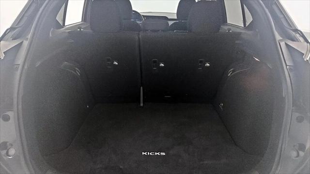 2022 Nissan Kicks S Xtronic CVT