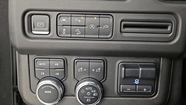 2022 GMC Yukon 4WD AT4