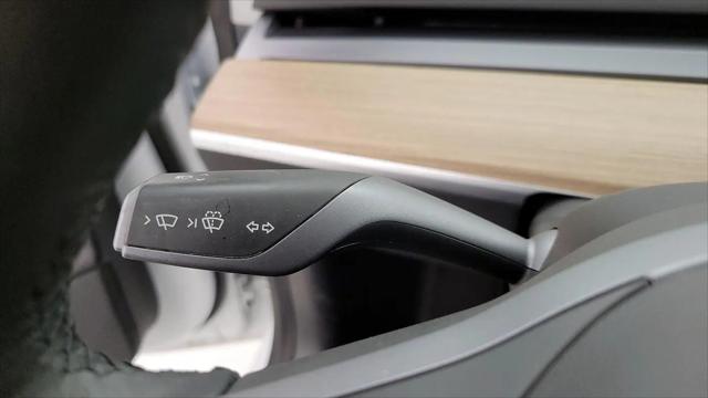 2021 Tesla Model 3 Standard Range Plus Rear-Wheel Drive