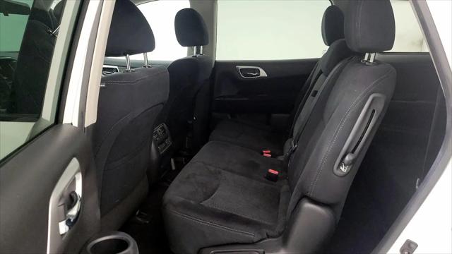 2016 Nissan Pathfinder S