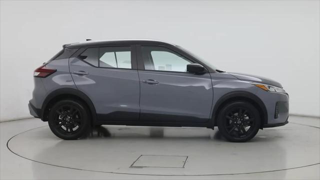 2023 Nissan Kicks SV Xtronic CVT