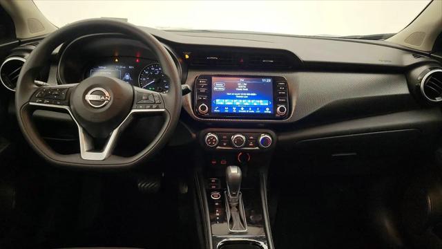 2023 Nissan Kicks SV Xtronic CVT