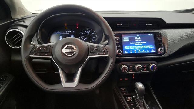 2023 Nissan Kicks SV Xtronic CVT