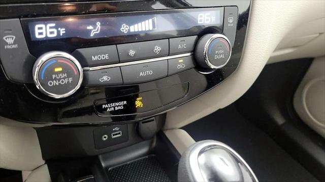 2022 Nissan Rogue Sport SL AWD Xtronic CVT