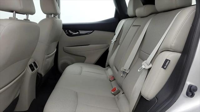 2022 Nissan Rogue Sport SL AWD Xtronic CVT