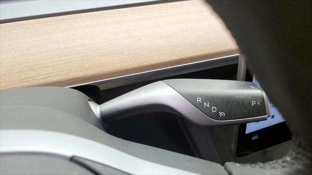 2022 Tesla Model 3 Long Range Dual Motor All-Wheel Drive