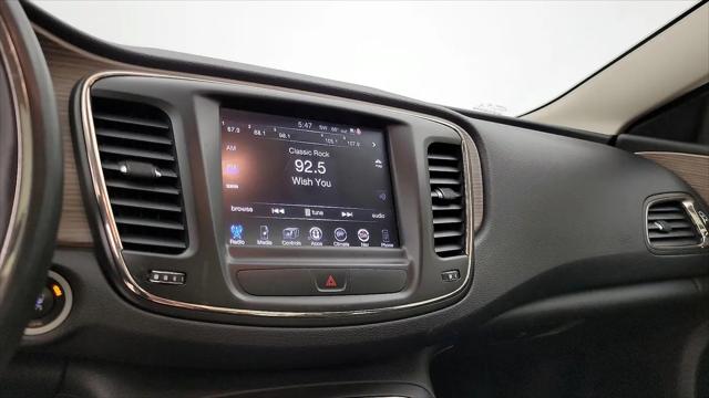 2015 Chrysler 200 C
