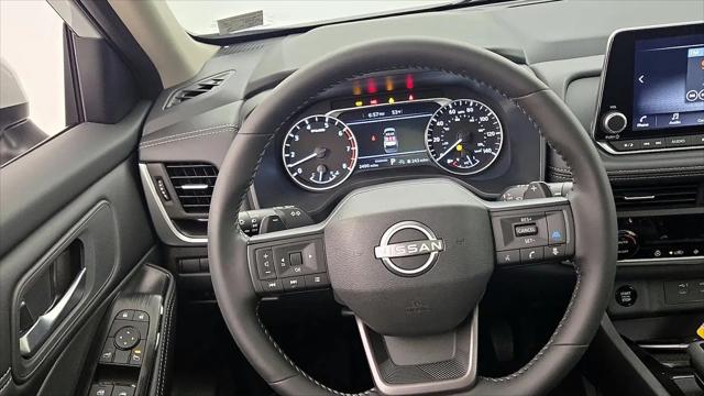 2025 Nissan Rogue SV FWD