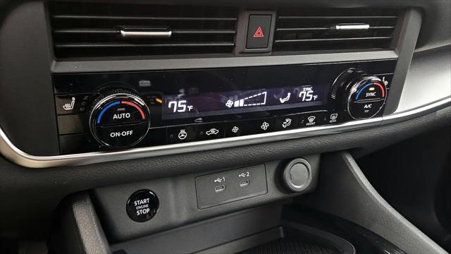 2025 Nissan Rogue SV FWD