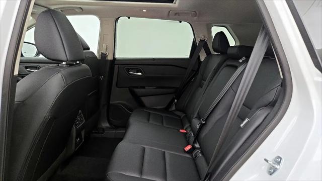2025 Nissan Rogue SV FWD